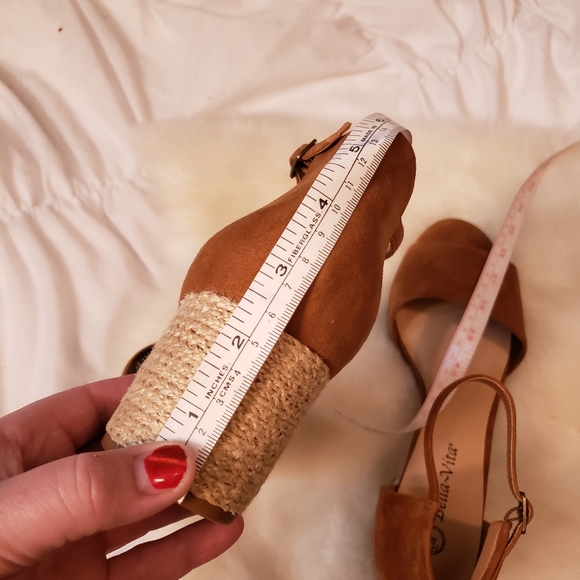 Nwot bella vita block heel sandals - Picture 6 of 8